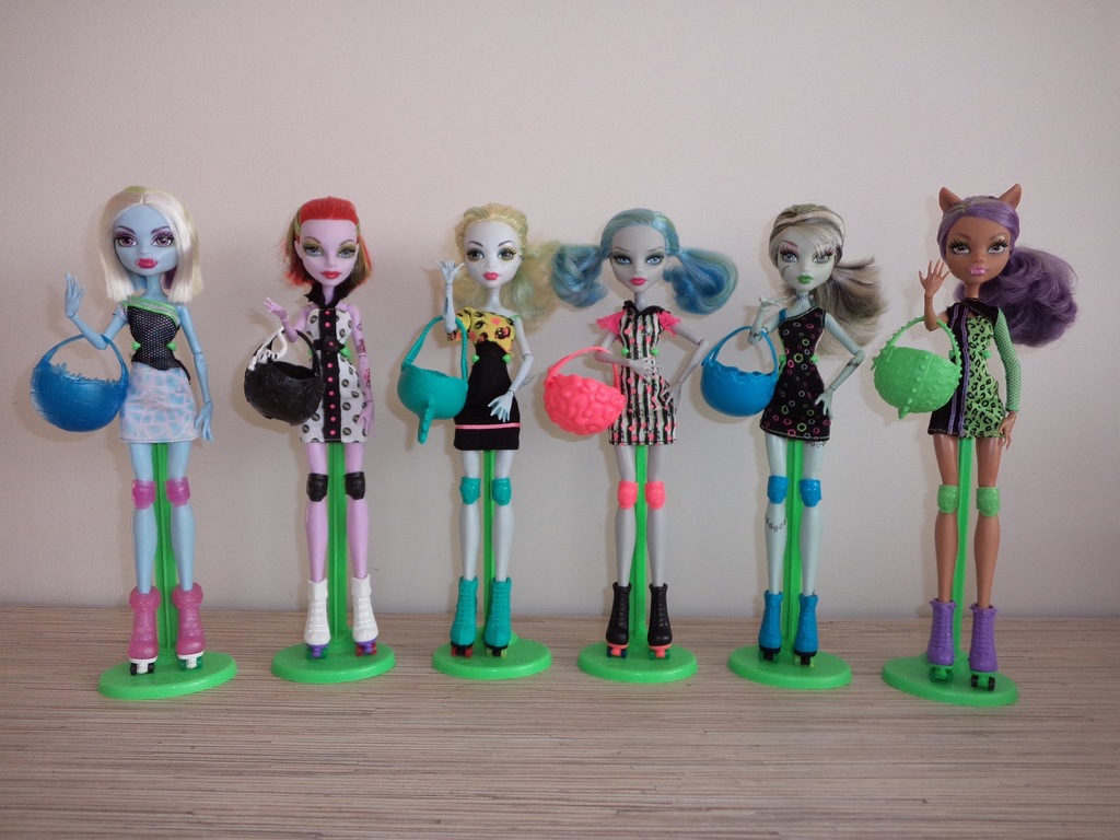 Lalki Monster High - Zestaw - rolki / wrotki