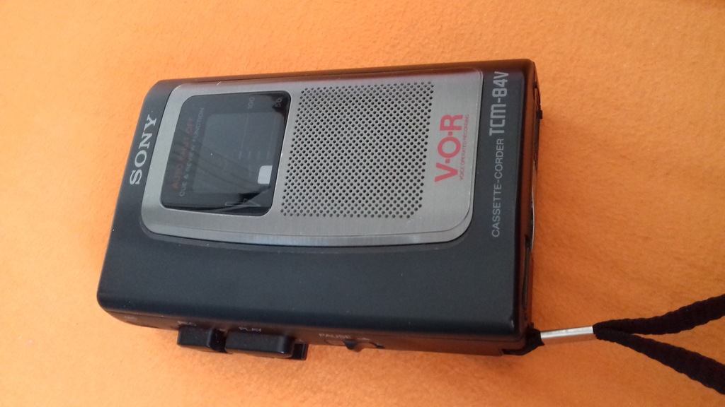 Walkman z nagrywaniem SONY TCM 84V