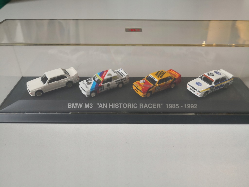 BMW E30 M3 x4 1:87 HERPA