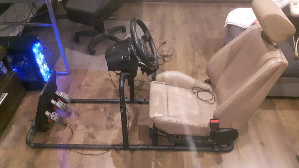 Kierownica Logitech G27 + stelaż cockpit simracing