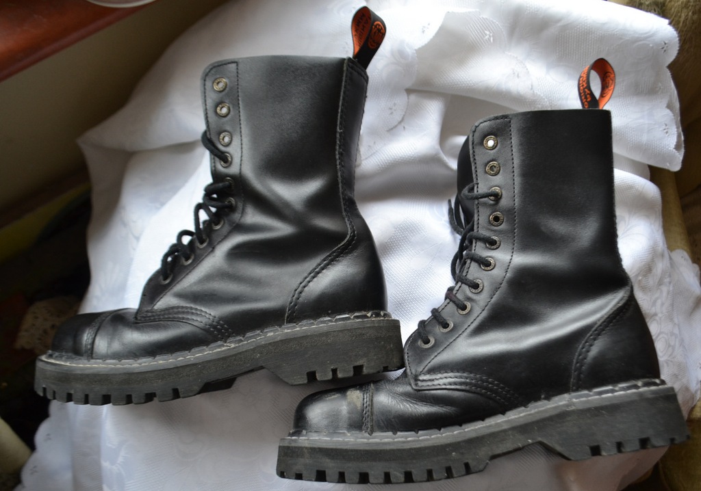 Plus KMM Original Roz. 40 Martensy. Glany