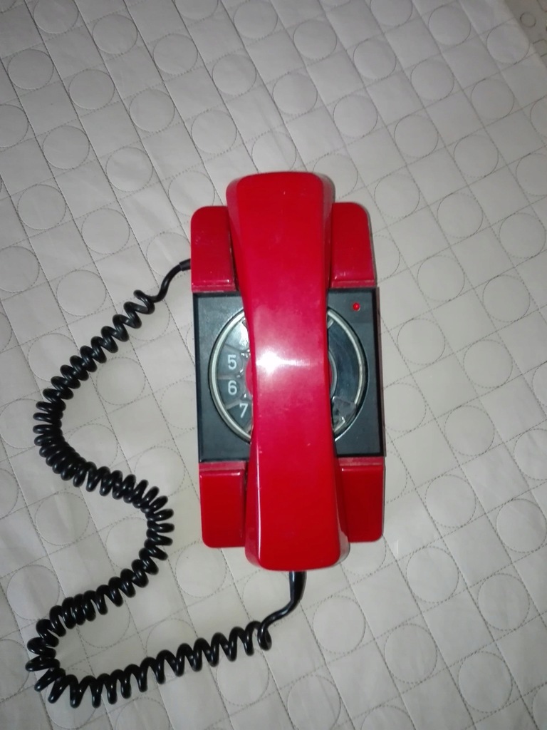 APARAT TELEFONICZNY TELKOM- Bratek, z tarczą