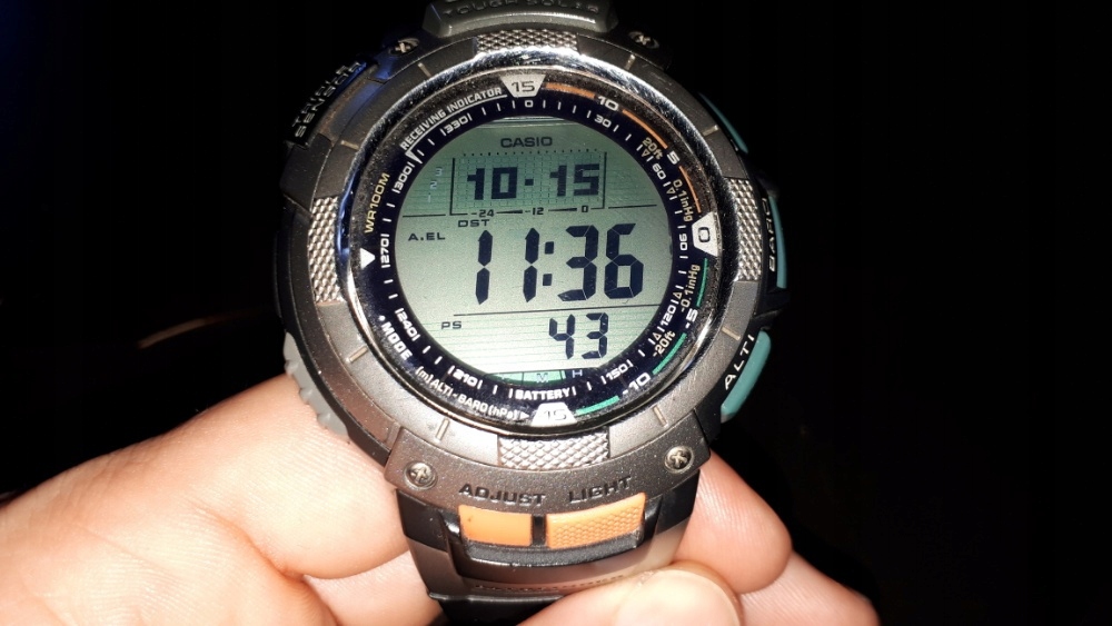 Casio pathfinder best sale paw 1100