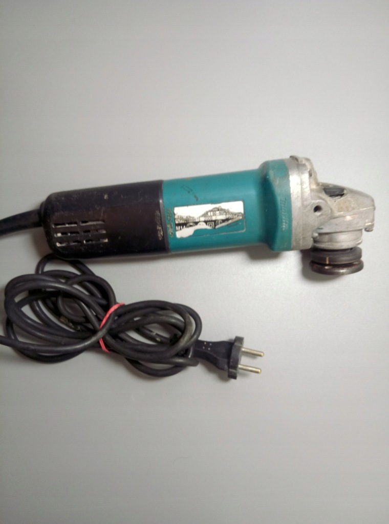 Углошлифовальная машина makita 9565cvr