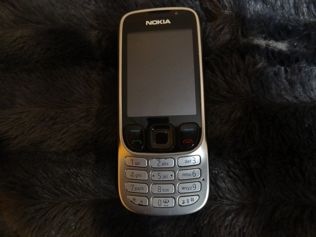 Nokia 6303 classic telefon używany