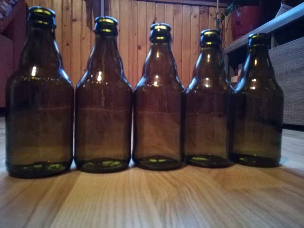 Butelka 0,33 szklana bączek