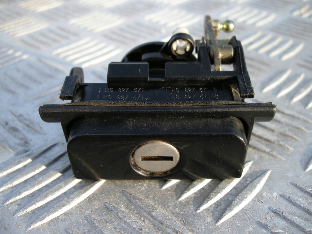 Zamek klamka bagażnika VW Golf 3 III MK3 HB - 7570062537 - oficjalne ...