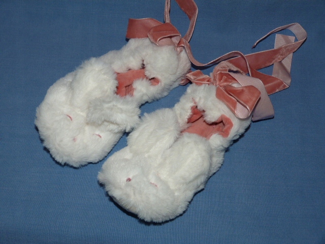 kapcie *KRÓLICZEK* r.M (36/37) *23,5cm* RESERVED