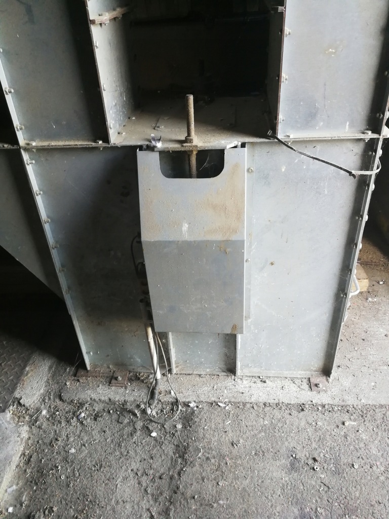 Podajnik kubełkowy ocynkowany 100 t/h