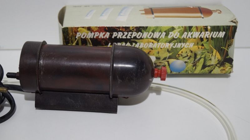POMPKA DO AKWARIUM  Z WĘŻYKIEM SKALAR