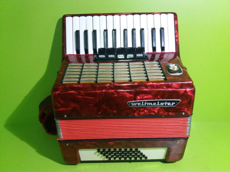 AKORDEON WELTMEISTER 40 BASÓW