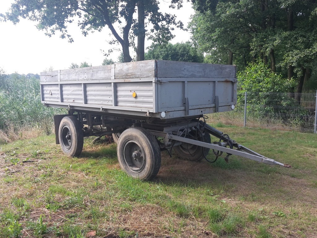 Przyczepa wywrotka D46B 5 TON
