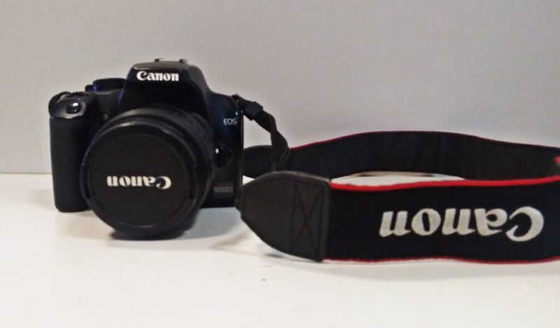 APARAT CANON DC 8.1 V