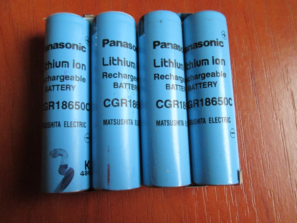 Ogniwo 3,7V Li-ion PANASONIC cgr 18650 c