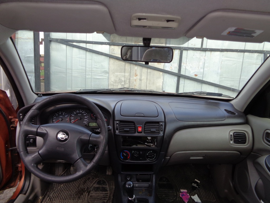 DESKA ROZDZIELCZA KONSOLA NISSAN ALMERA II N16 00-