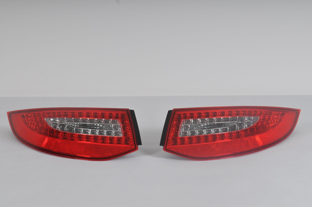 PORSCHE 997 lampa tylna LED oryginalna NOWA ZESTAW