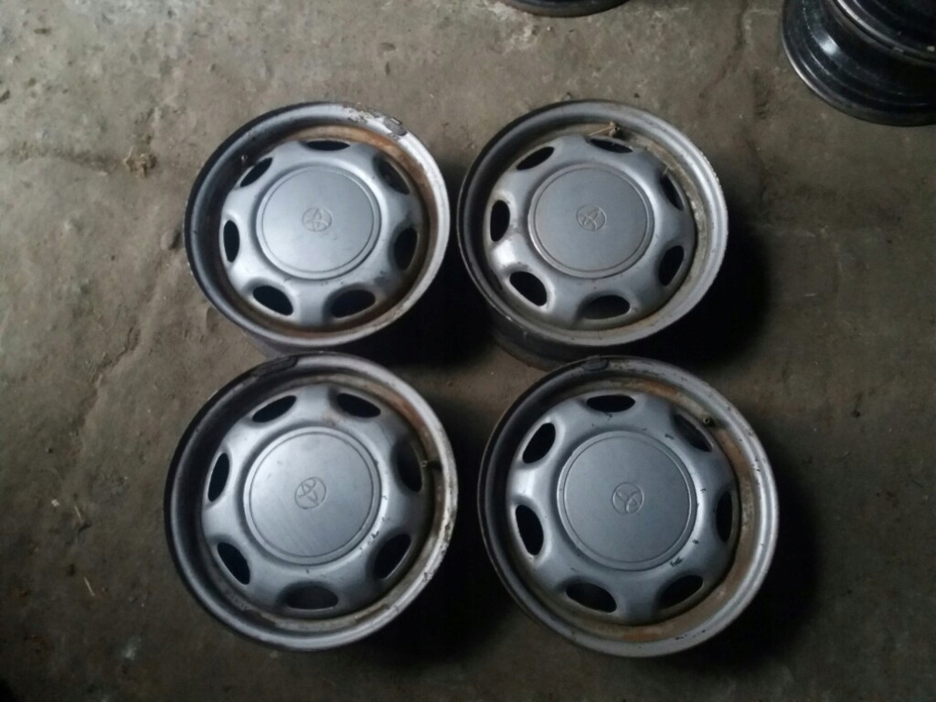 Felgi stalowe 4x100 toyota corolla E11 14"