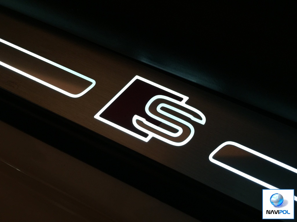 LISTWY PROGOWE PODŚWIETLANE S AUDI A5 (8W) (8T)
