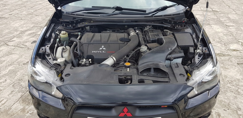 MITSUBISHI LANCER X RALLIART EVO EVOLUTION SILNIK
