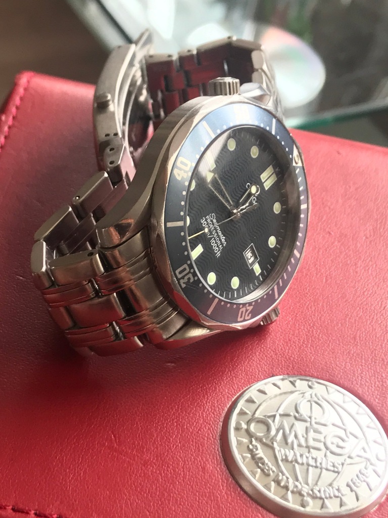 Omega seamaster professional 007 GoldenEye Watch!!