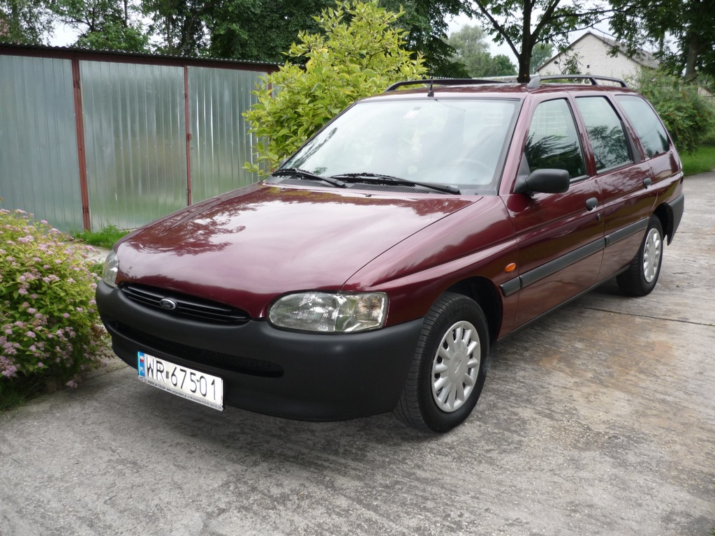 Ford Escort Kombi , GAZ , piękny!