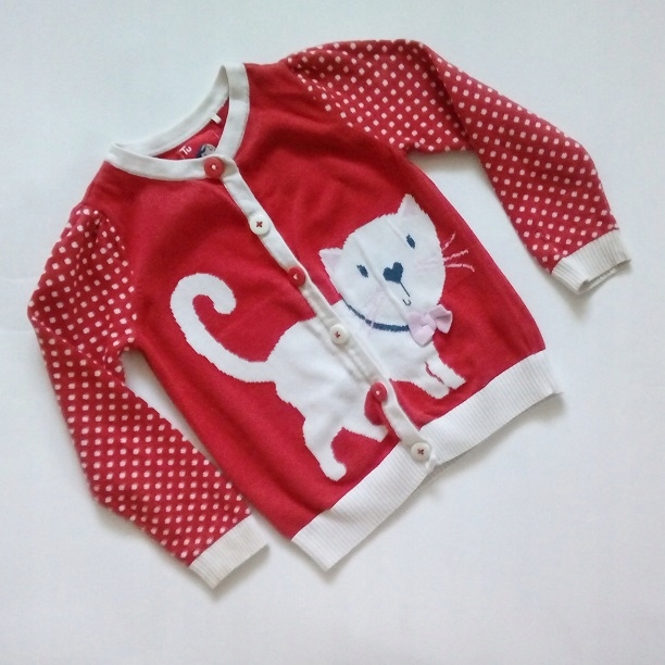 TU*czerwony klasyczny sweterek z KOTKIEM 98-104