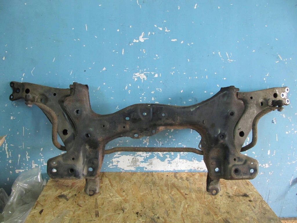 TOYOTA COROLLA E11 97-02 SANKI BELKA WÓZEK PRZÓD