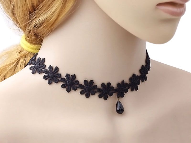 NASZYJNIK CHOKER C11 CZARNY KORONKOWE KWIATY