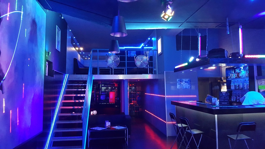 sprzedam PUB z pełnym wyposażeniem funkcjonujący