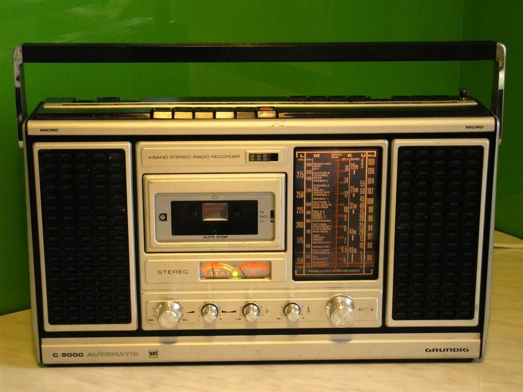 GRUNDIG C9000 AUTOMATIC - radiomagnetofon lata 70
