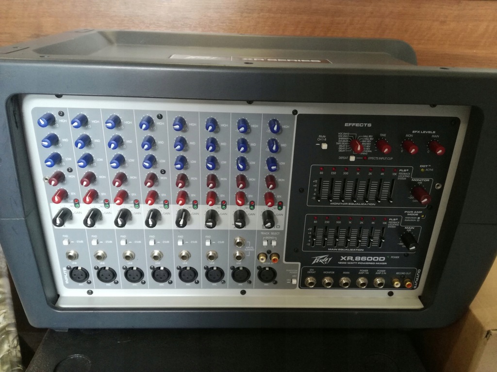 Peavey XR 8600 Powermixer