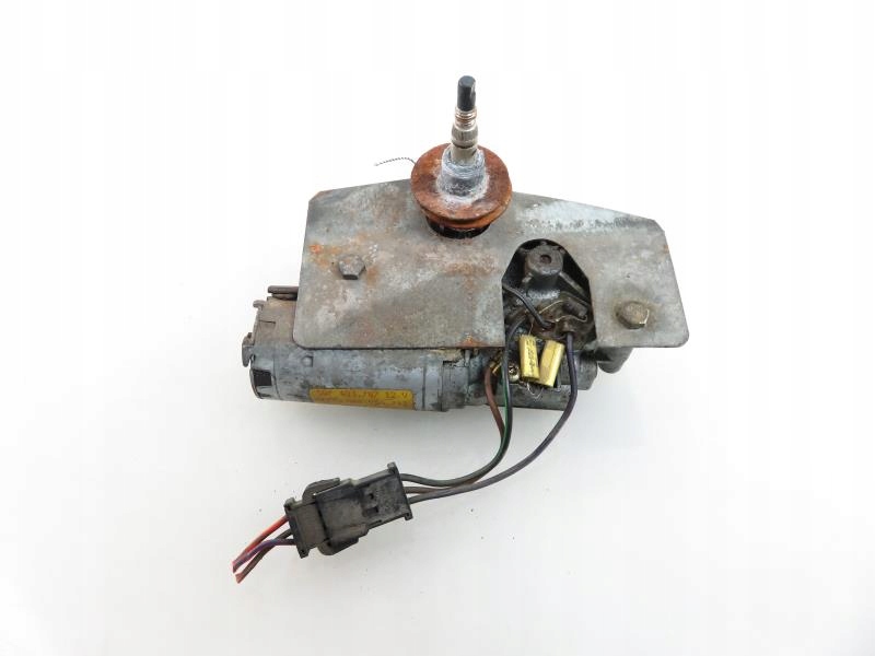 SILNICZEK WYCIERACZKI TYŁ AUDI 80 B4 8A9955713
