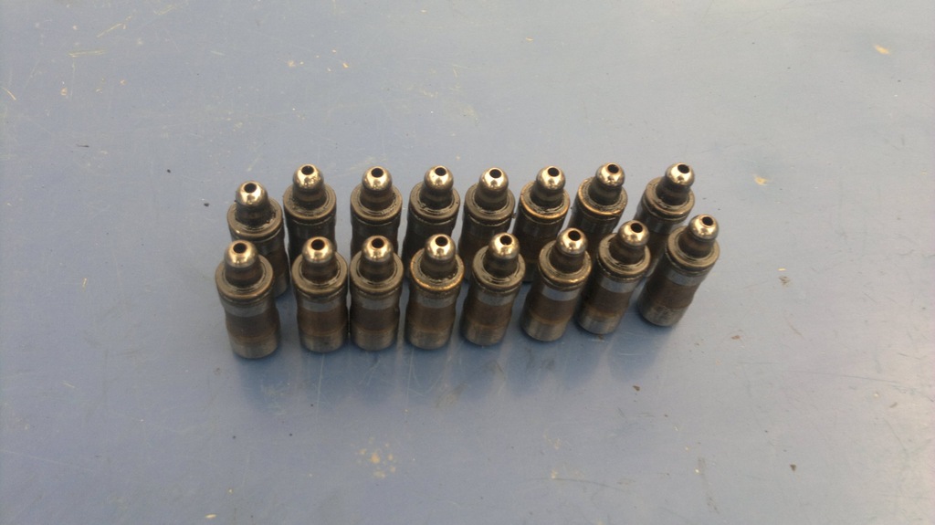 Carisma I 1,8GDI  popychacze hydrozawory