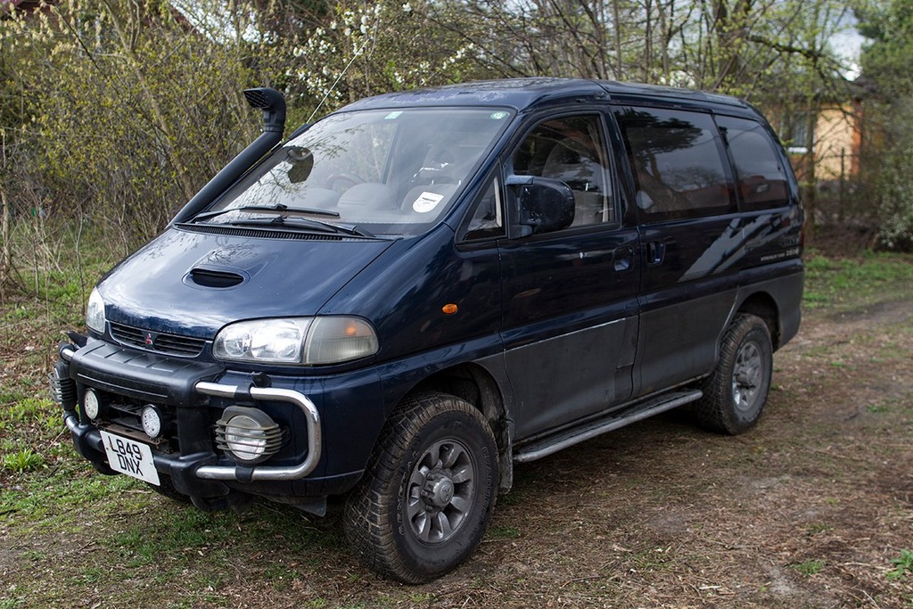 Mitsubishi delica 4 поколение