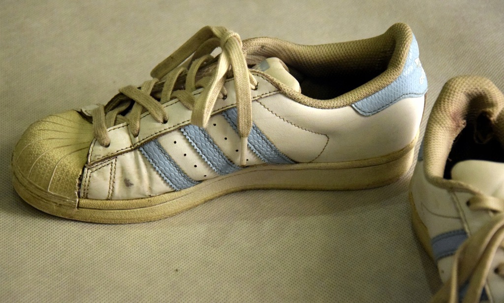 size 8 adidas trainers