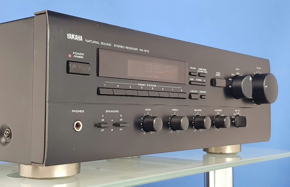 YAMAHA RX-570 AMPLITUNER STEREO