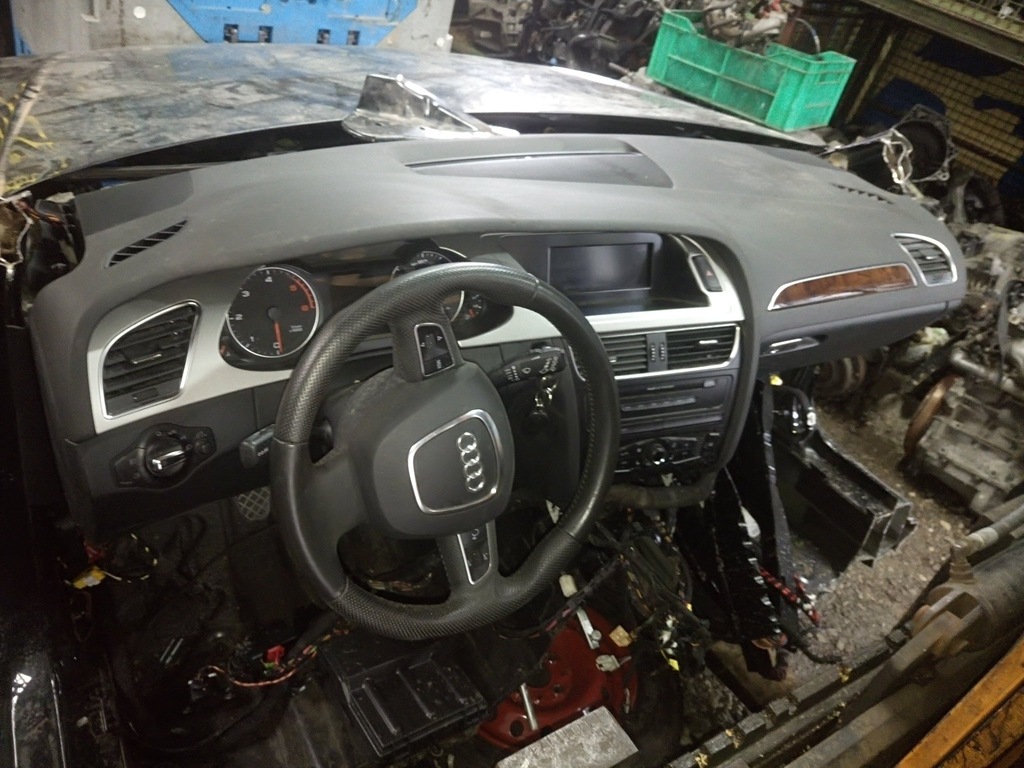 Przekładka z anglika kompletna Audi A4 B8