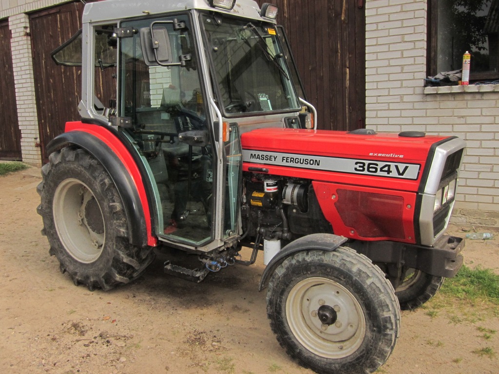 Massey Ferguson 364V, sadowniczy