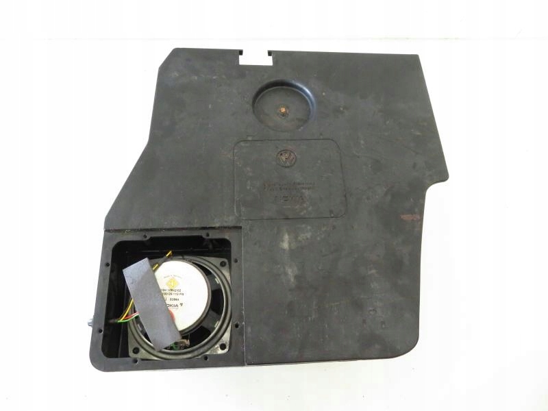 WZMACNIACZ VW GOLF III 1H0035456 4913410527