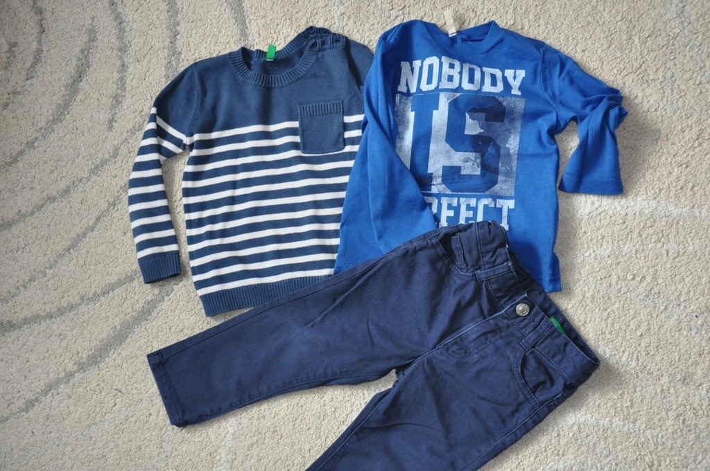 Benetton zestaw spodnie, sweterek i koszulka r. 92