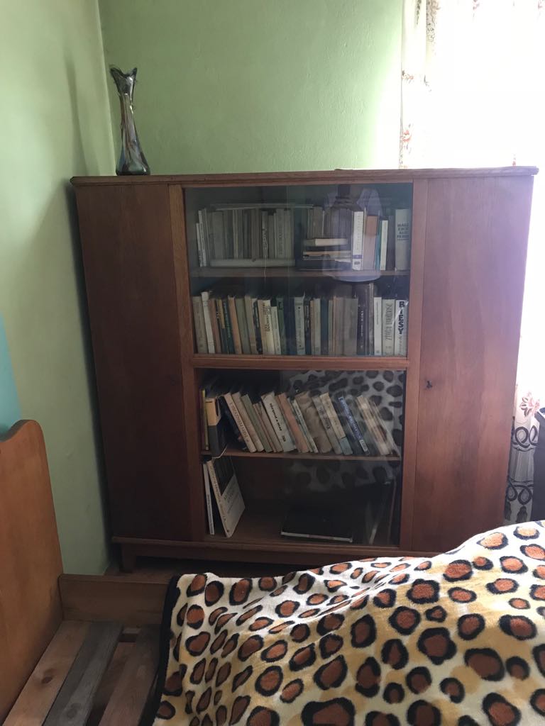 PRL stary mebel biblioteczka