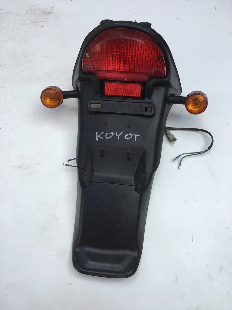 BŁOTNIK TYŁ NADKOLE LAMPA TYLNA KINGWAY KOYOT