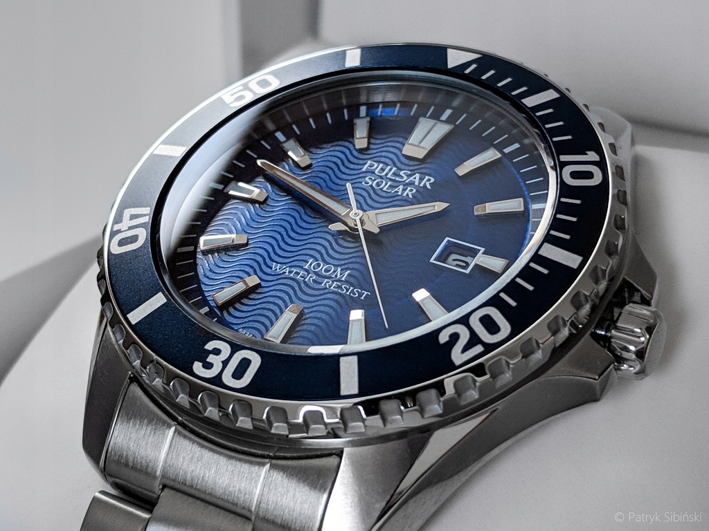 pulsar solar diver