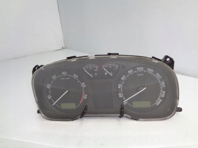 LICZNIK SKODA OCTAVIA 1.6 04r 1U0920811B