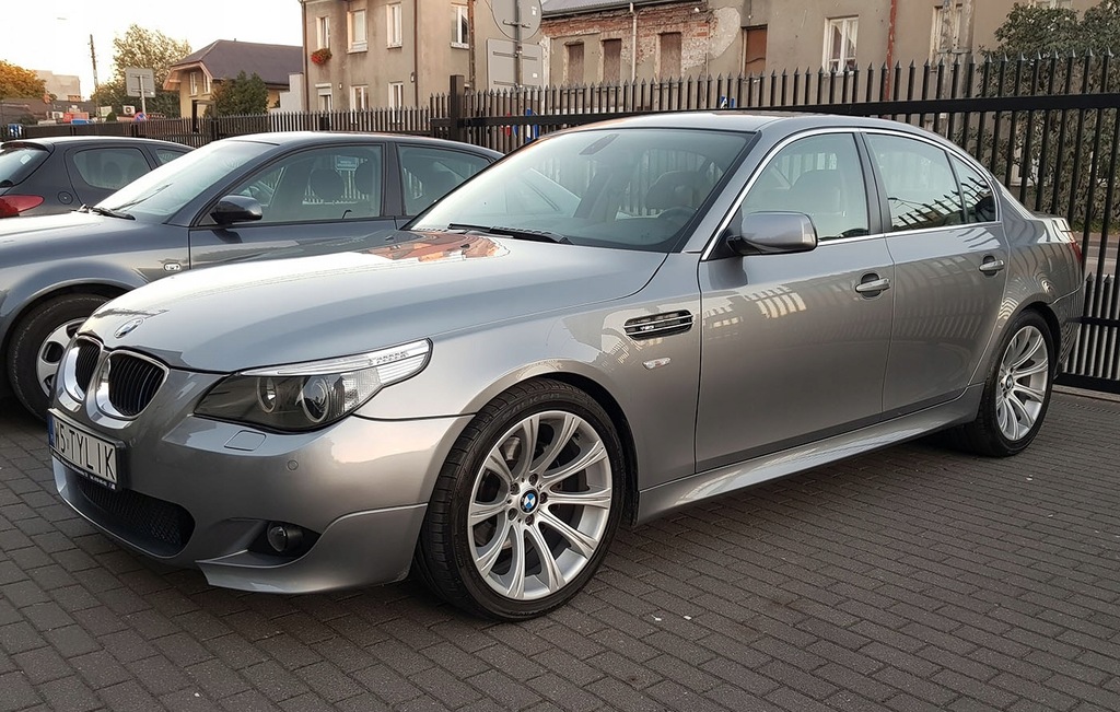 Bmw m5 530i