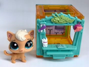 Hasbro LPS B0807 kot Milkone+ pokoik Sushi Box/Bar