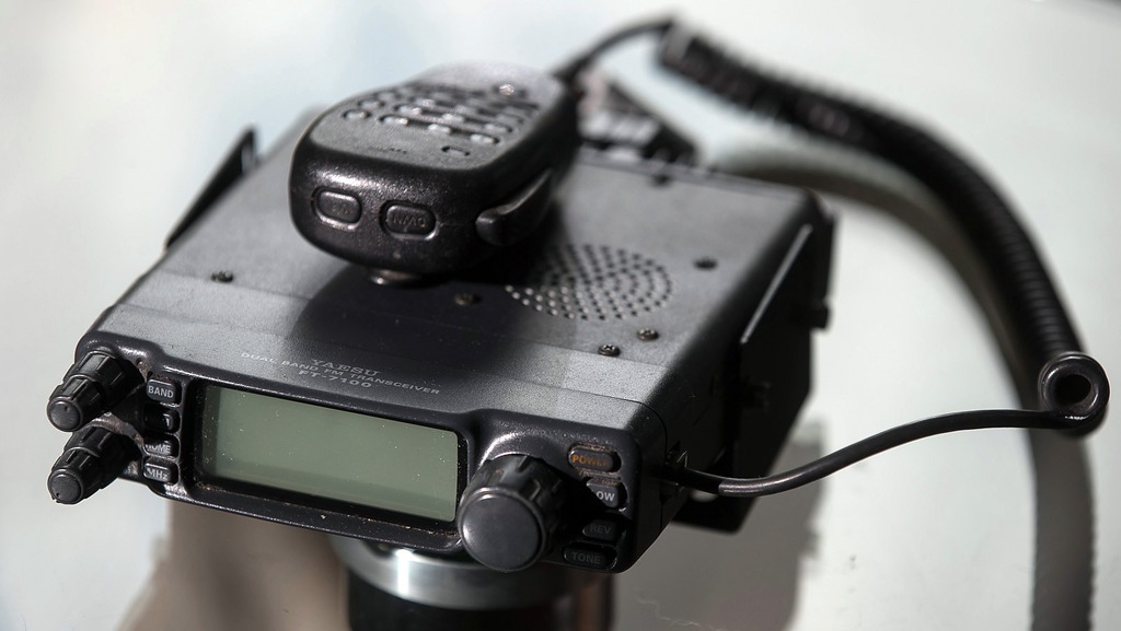 Radio Yaesu FT7100 Dual Band Mobile Transceiver 7643983091