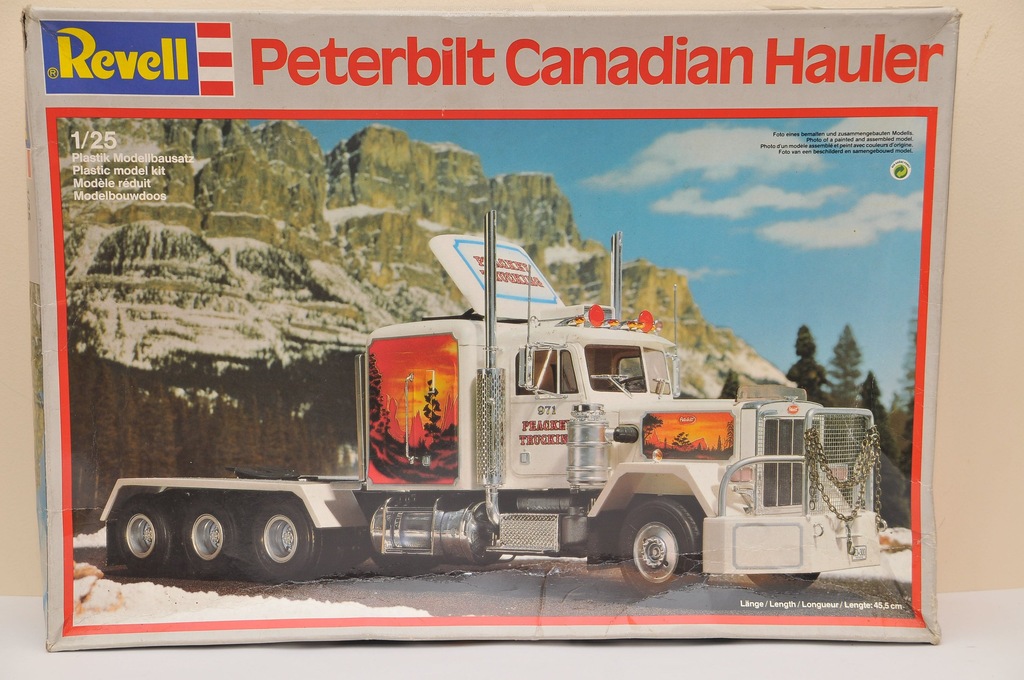 REVELL 7456 PETERBILT CANADIAN HAULER
