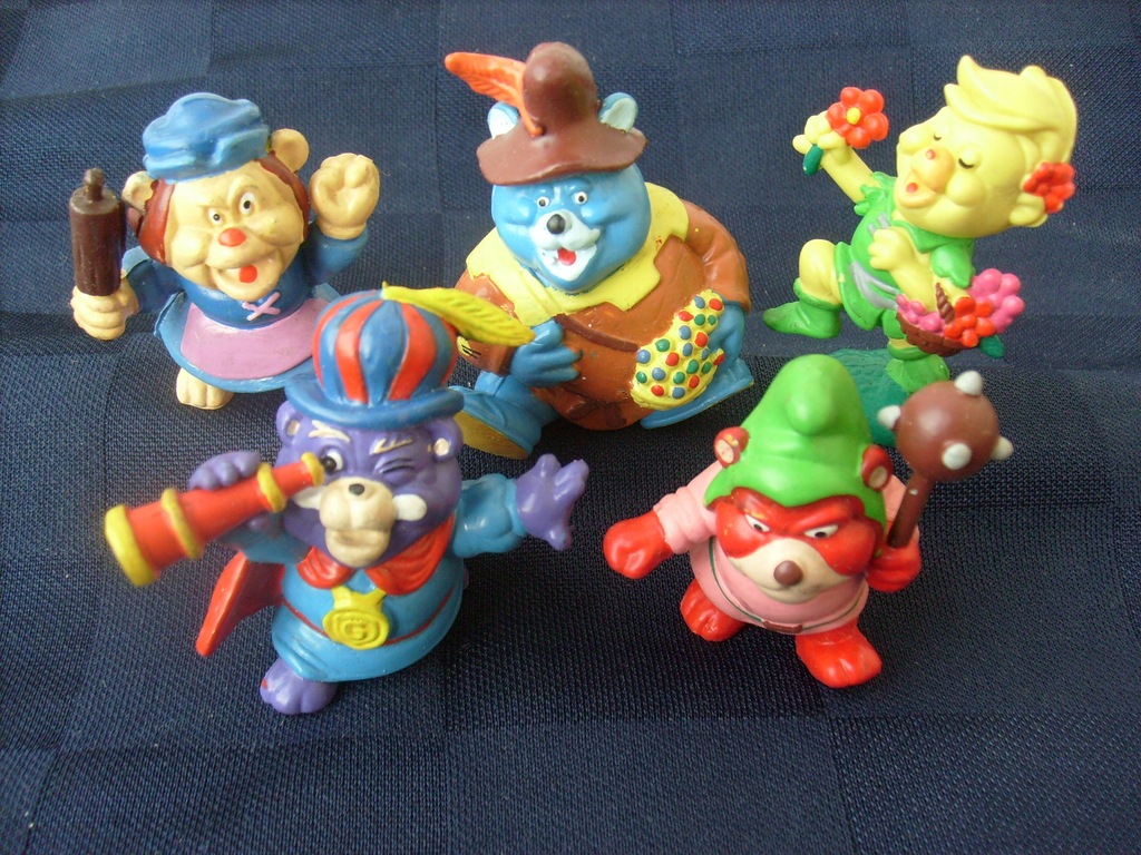 STARE POLSKIE FIGURKI Z KULTOWEJ BAJKI PRL Gumisie