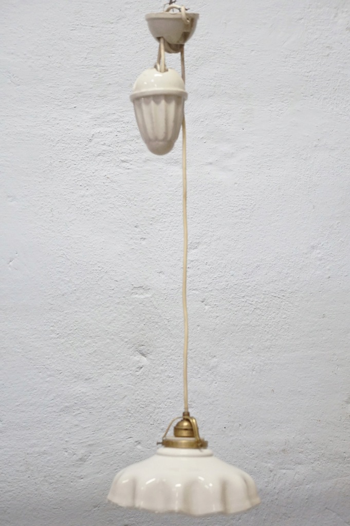H-P STARA LAMPA KUCHENNA ZWIS Z PRZECIW-WAGĄ